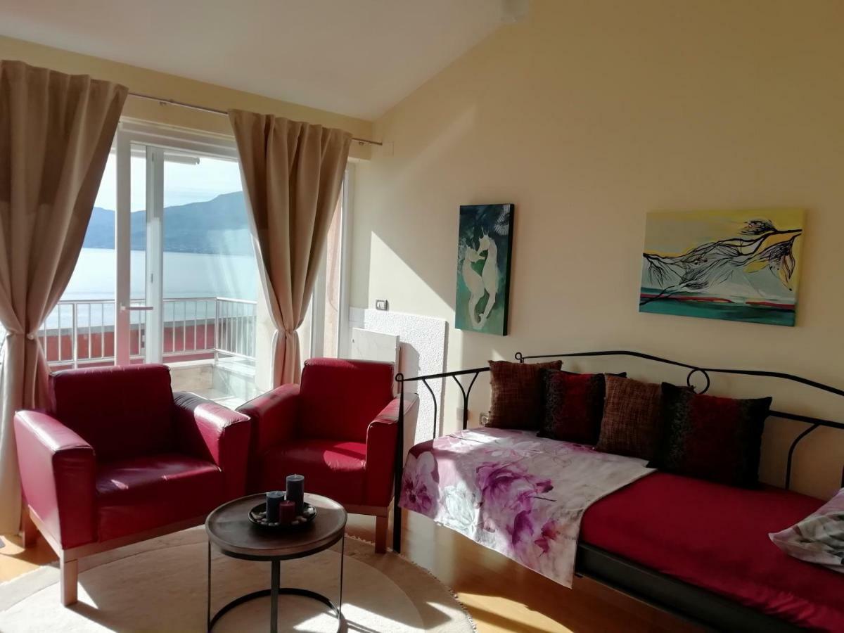 Apartments In Villa Azra Rijeka Eksteriør bilde